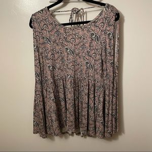 American Eagle Soft & Sexy Floral Longsleeve cutout backless top - Size M